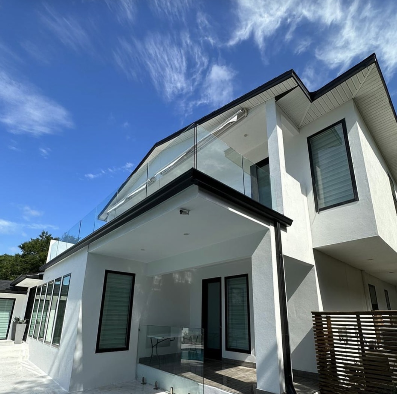 Commercial Painting - Modern Building